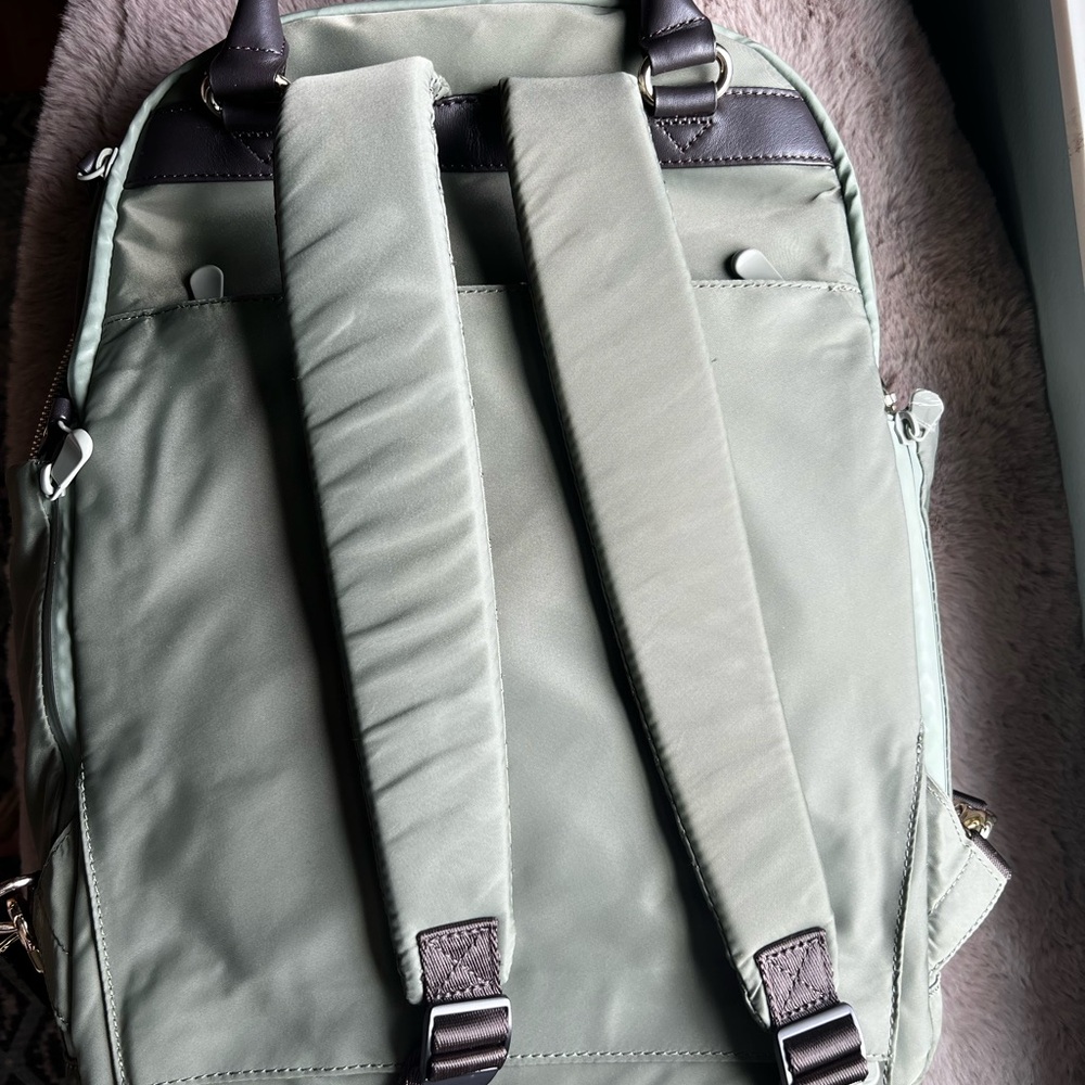 Lo & Sons Rowledge Backpack - Picture 6 of 8